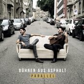 Parallel – Bühnen aus Asphalt