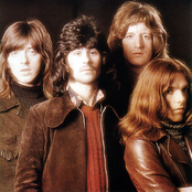 Flying by Badfinger