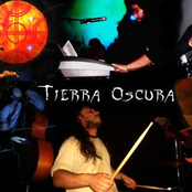 Tierra Oscura