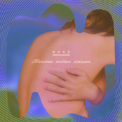 Maisema taittuu siniseen