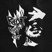 RIOT !