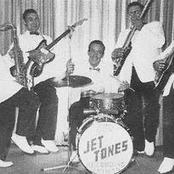 the jet tones