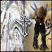 nahhh... her <3 broken, once again