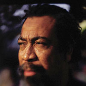 kamau daáood