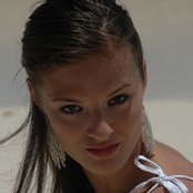 Ayla Brown: Falling Into You unplugged