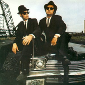 dan aykroyd and john belushi