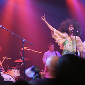 the roots & erykah badu