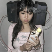 i'm like a mini celeb lol