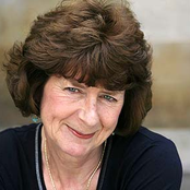 Pam Ayres