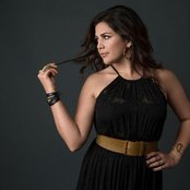 Hillary Scott The Scott Family Sheltered In The Arms Of God Lyrics Metrolyrics