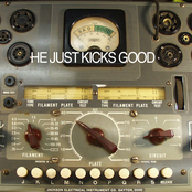 Submarine sinking, hull seal breaks, and flooding