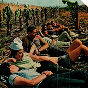 Amos And Sara Sing: The Private World Of Amos