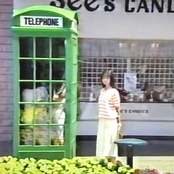 煲电话粥 Long Telephone Conversation