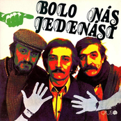 Bolo nás jedenást