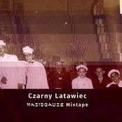 czarny latawiec