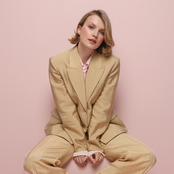 Bez atvadām uz Miera ielas