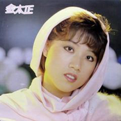 A Lady in the Mirror/Light of Woman