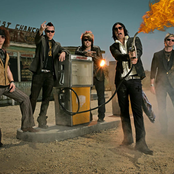 Hinder photo provided by Last.fm