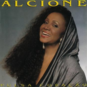 Amor Rola Na Cama by Alcione