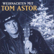 Eine Ladung Weihnachtsbäume by Tom Astor