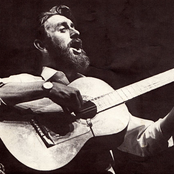 Ronnie Drew