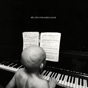 Bir Gün Aynı Şarkı Çalar