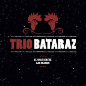 El vacio entre las manos