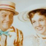 julie andrews and dick van dyke