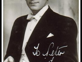 Lew Stone & His Orchestra 的头像