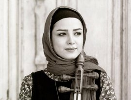 Hosna Parsa のアバター