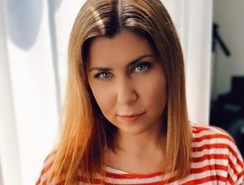 Avatar di Angelika Vee