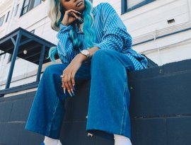 Shady Blu のアバター