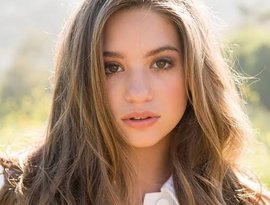 Mackenzie Ziegler 的头像