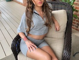 WOAH VICKY 的头像