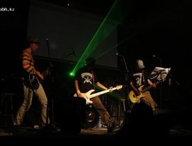 Plastic Army のアバター
