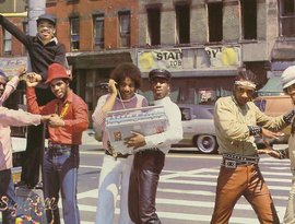 Grandmaster Flash and The Furious Five 的头像