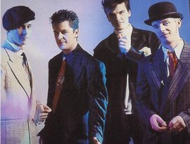 The Blow Monkeys 的头像