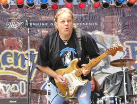 Avatar for Walter Trout & The Free Radicals