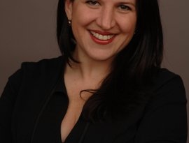 Debra Fernandes 的头像