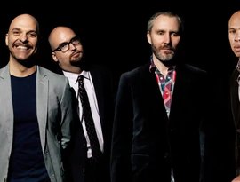 Awatar dla Joshua Redman, The Bad Plus