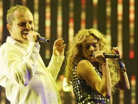 Avatar de MIGUEL BOSE CON PAULINA RUBIO