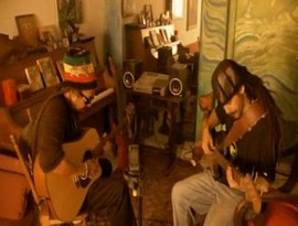 Shiah Coore & Cat Coore 的头像