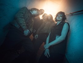 Avatar for Pystyyn Kuolleet Hipit