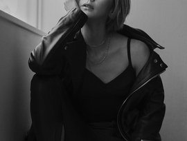土屋アンナ 的头像