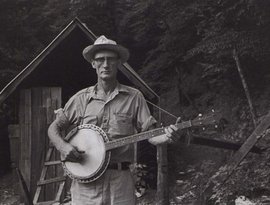Avatar for Roscoe Holcomb
