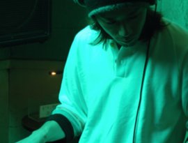 DJ YOSHITAKA のアバター