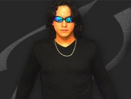 Mafie Zouker 的头像