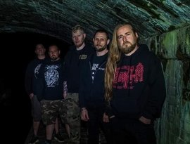 As The World Dies 的头像