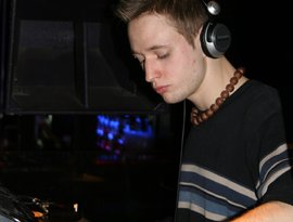 DJ Cruise 的头像
