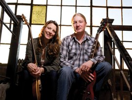 Avatar for Derek Trucks & Susan Tedeschi Band